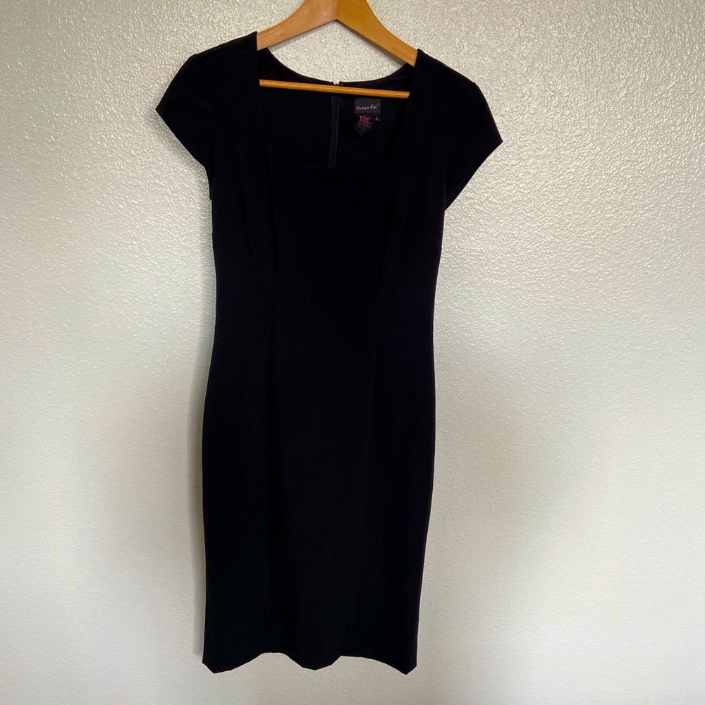 Newport News cocktail fitted dress ( shape FX)